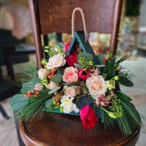 Aranjament floral DIFERIT - 2 FEȚE