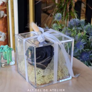 Aranjament cub Black Rose