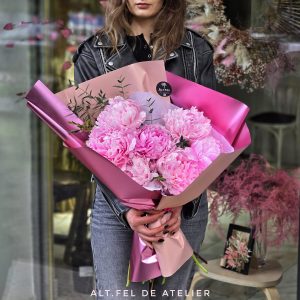 Buchet Parfumul Bujorilor